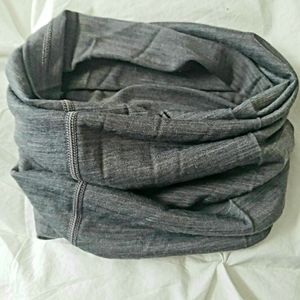 NWT 100% Merino Wool Neck Gaiter Dark Gray